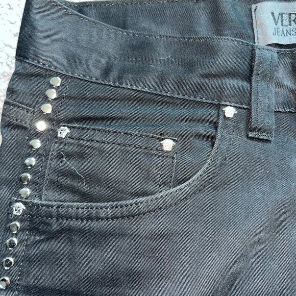 VERSACE JEANS COUTURE VINTAGE BLACK STUDDED JEANS  MADE IN ITALY  - W30 L34 TALL - Picture 4 of 16